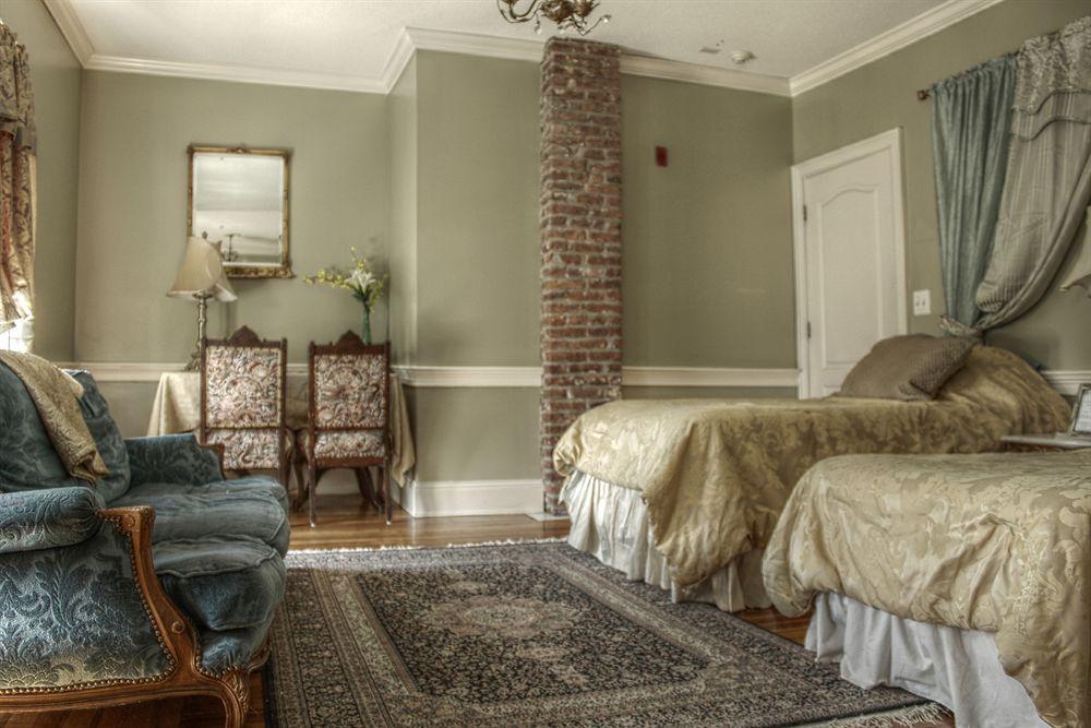 Naomi'S Inn Bed & Breakfast Springfield Extérieur photo
