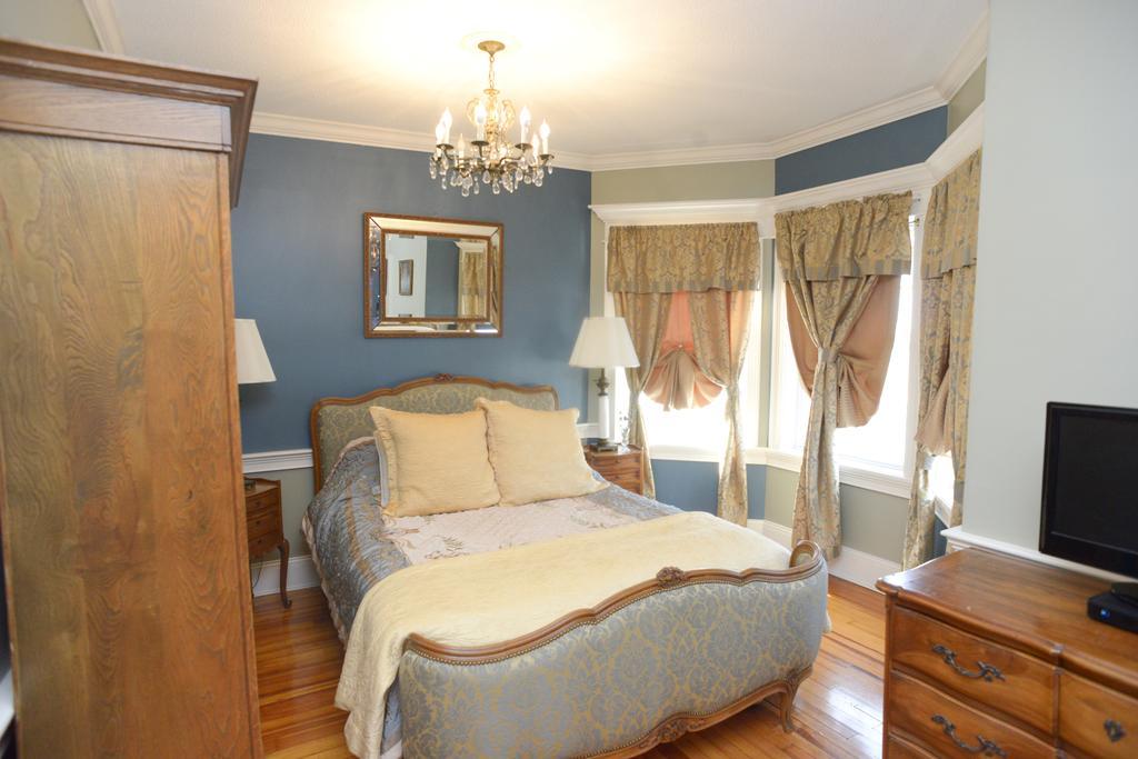 Naomi'S Inn Bed & Breakfast Springfield Extérieur photo