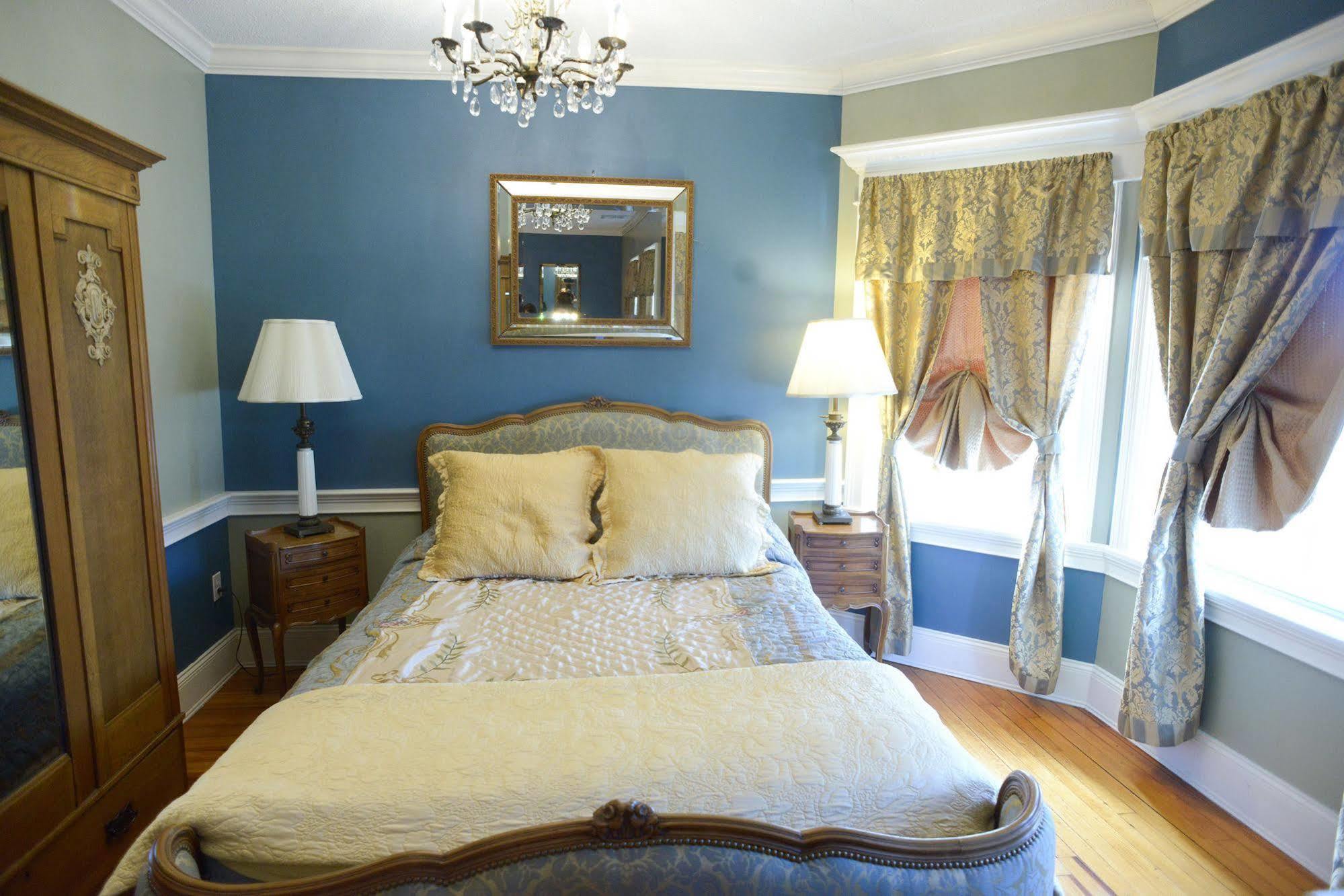 Naomi'S Inn Bed & Breakfast Springfield Extérieur photo