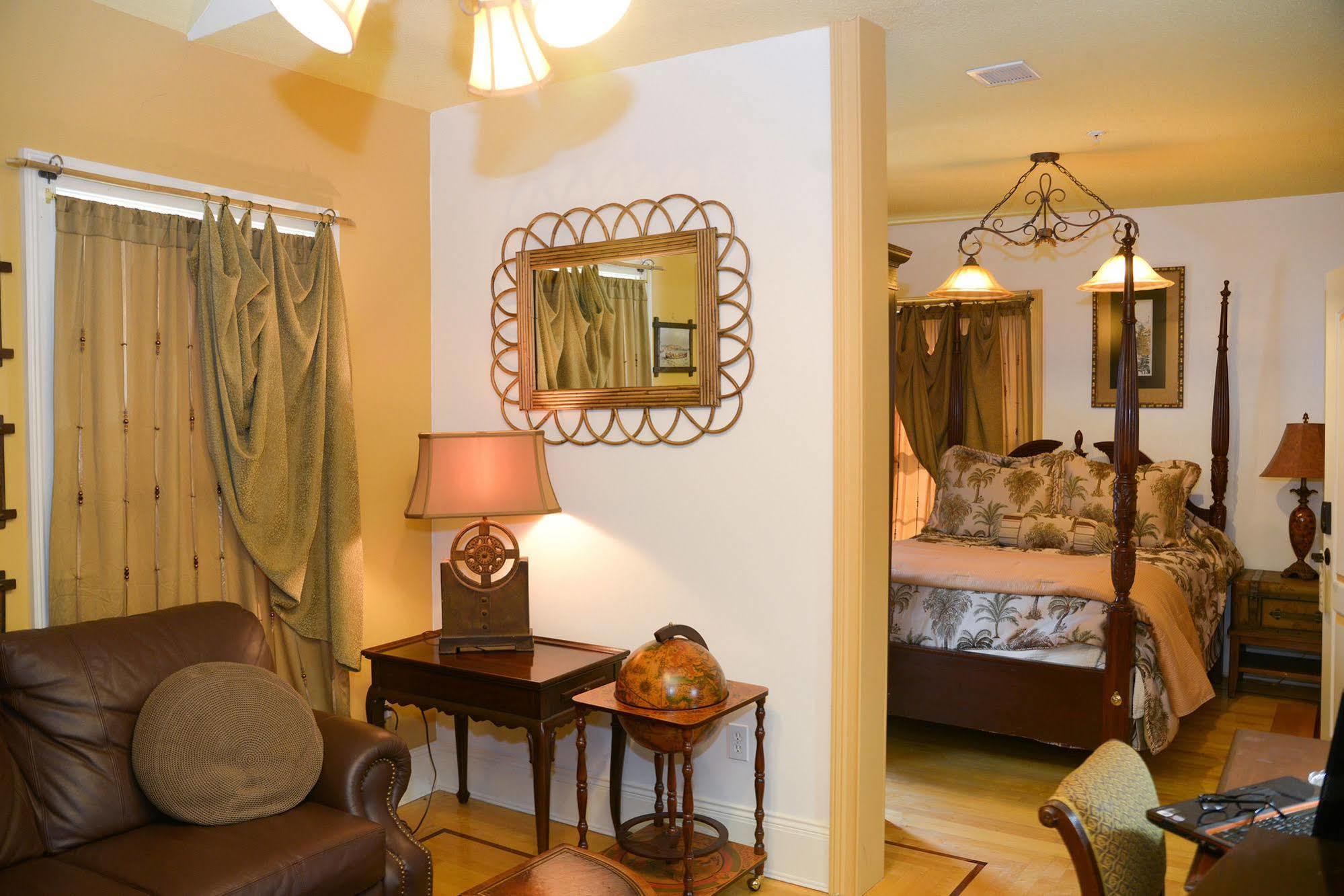 Naomi'S Inn Bed & Breakfast Springfield Extérieur photo